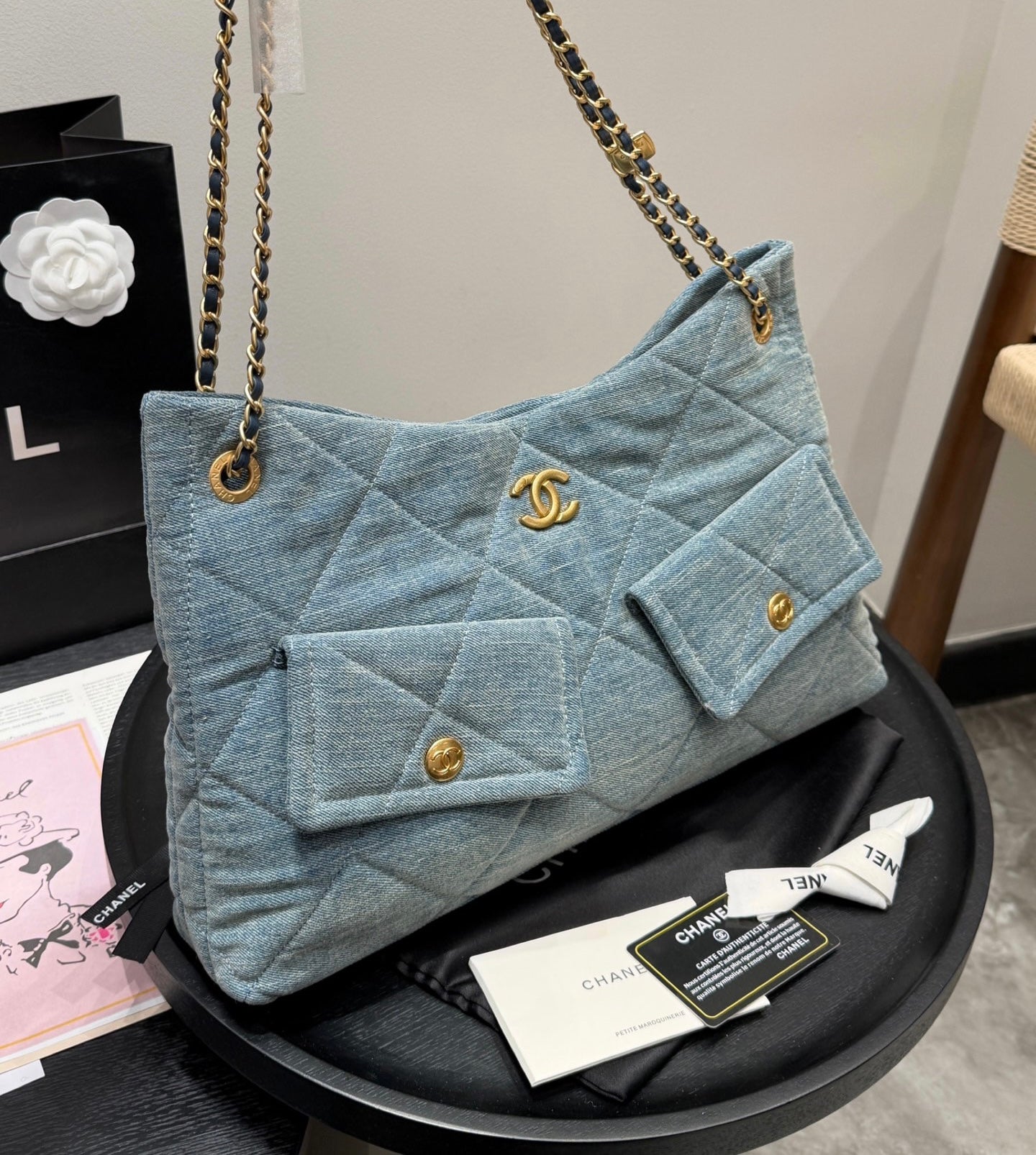 Cc 25k hobo chain tote bag