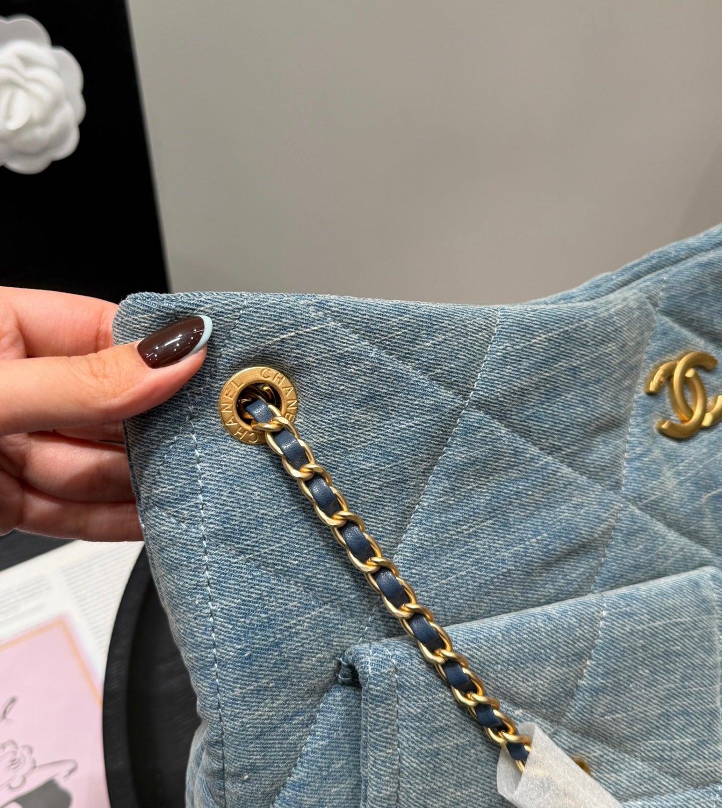 Cc 25k hobo chain tote bag