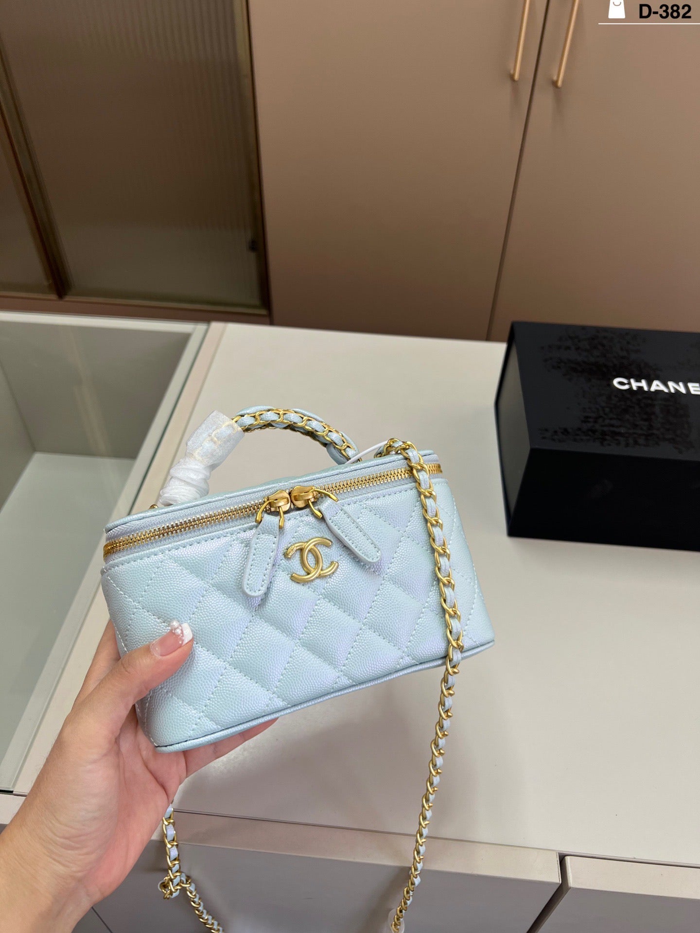 Cc vanity cosmetic bag