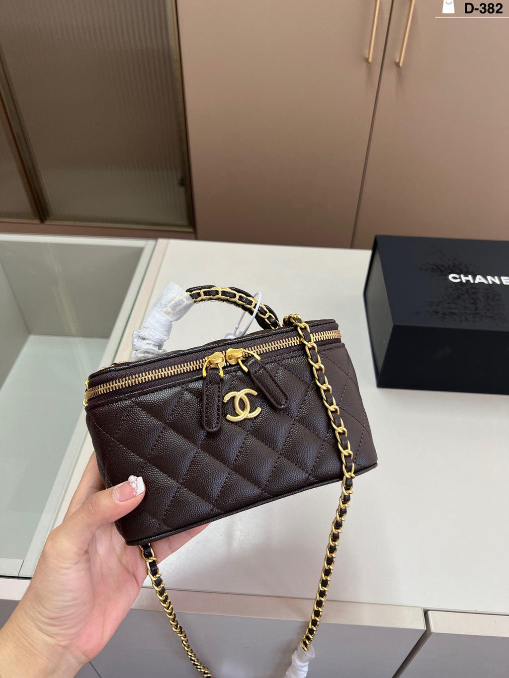 Cc vanity cosmetic bag