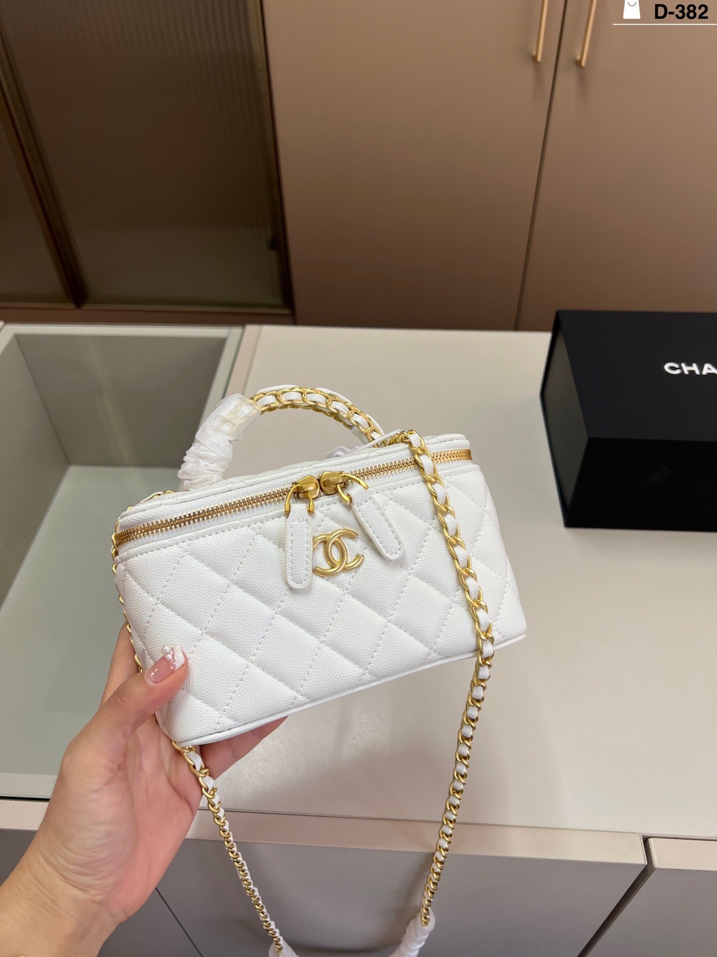 Cc vanity cosmetic bag