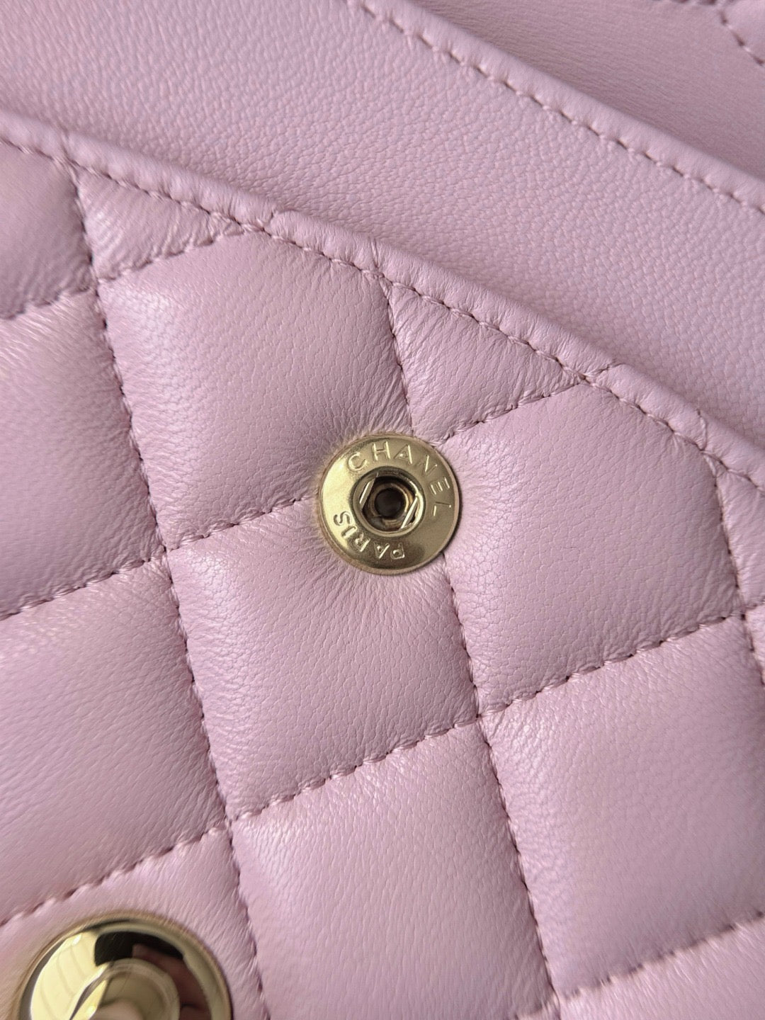 Cc classic flap bag lovers pink