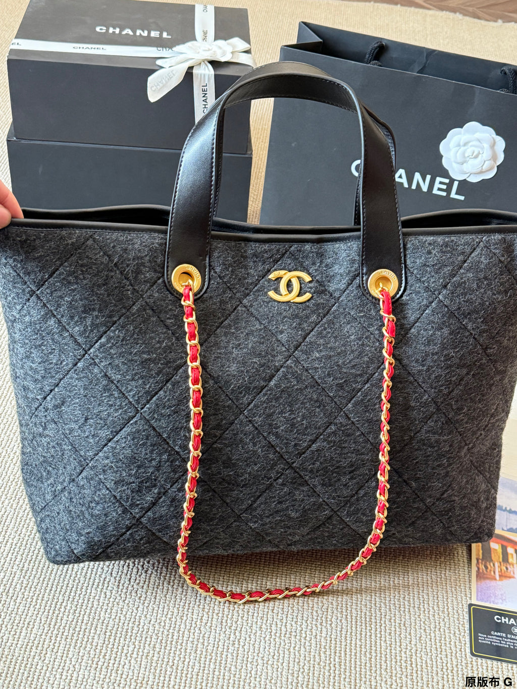 Cc 25K Grey Felt Tote Bag