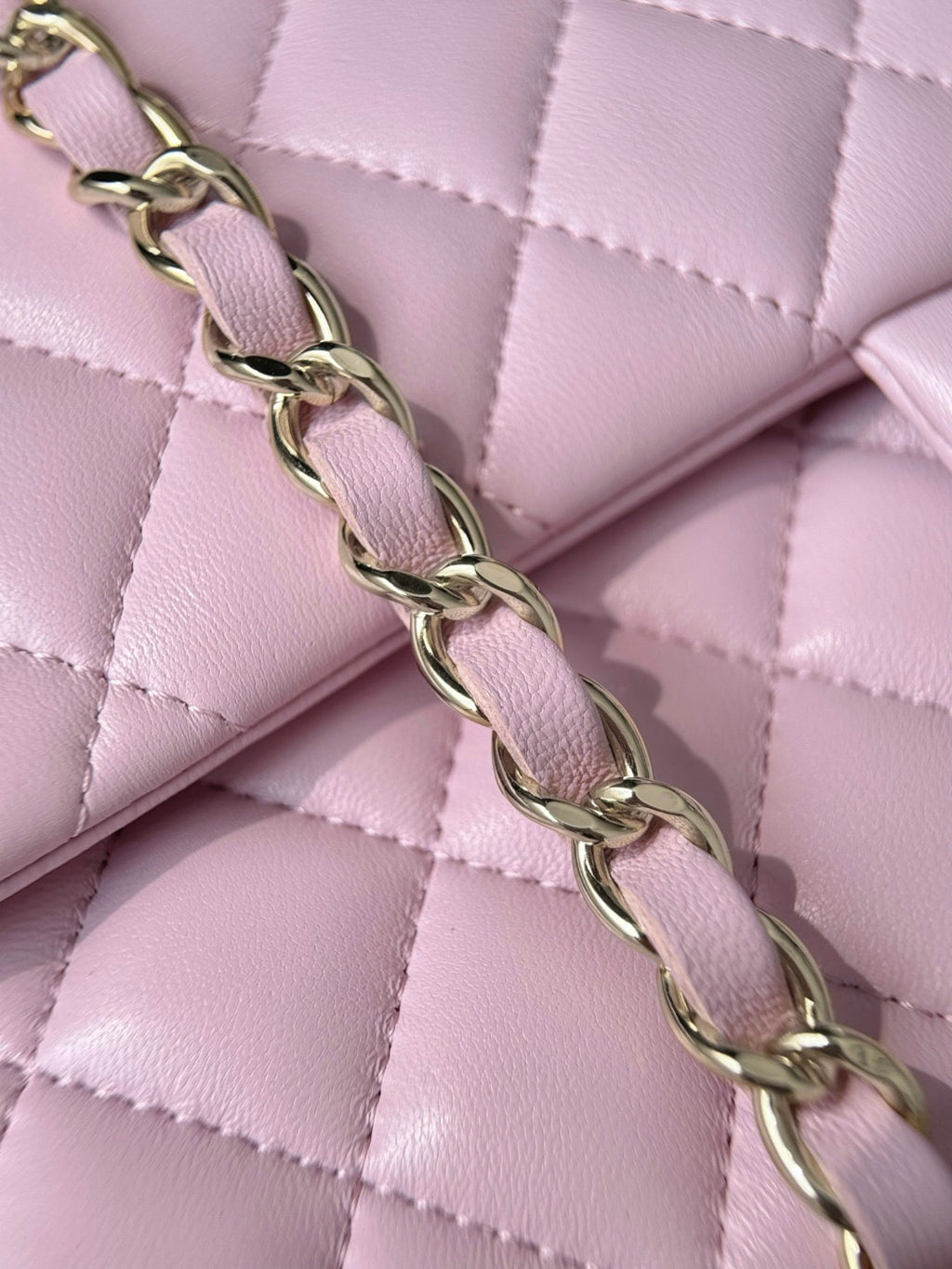 Cc classic flap bag lovers pink